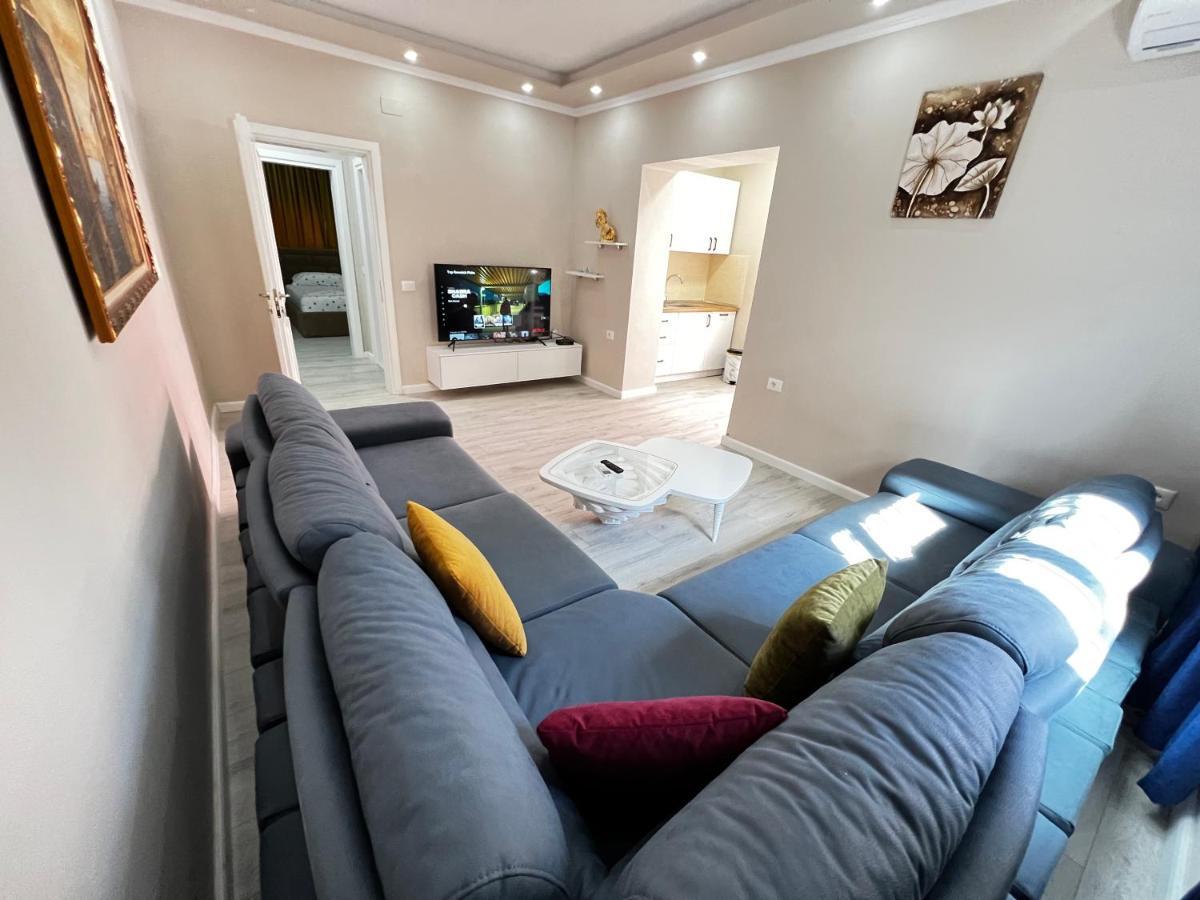 Golden Cherry Apartment Tirana